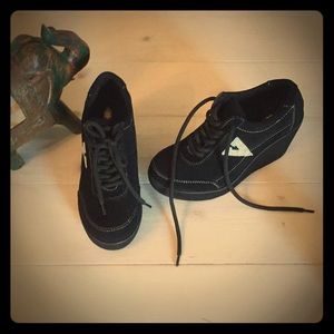 Voltage black suede wedge sneaker size 8